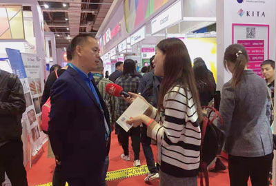 ＂合作、创新、共享＂话进博一一宝开董事长邢志文参观进博并接受SMG记者采访