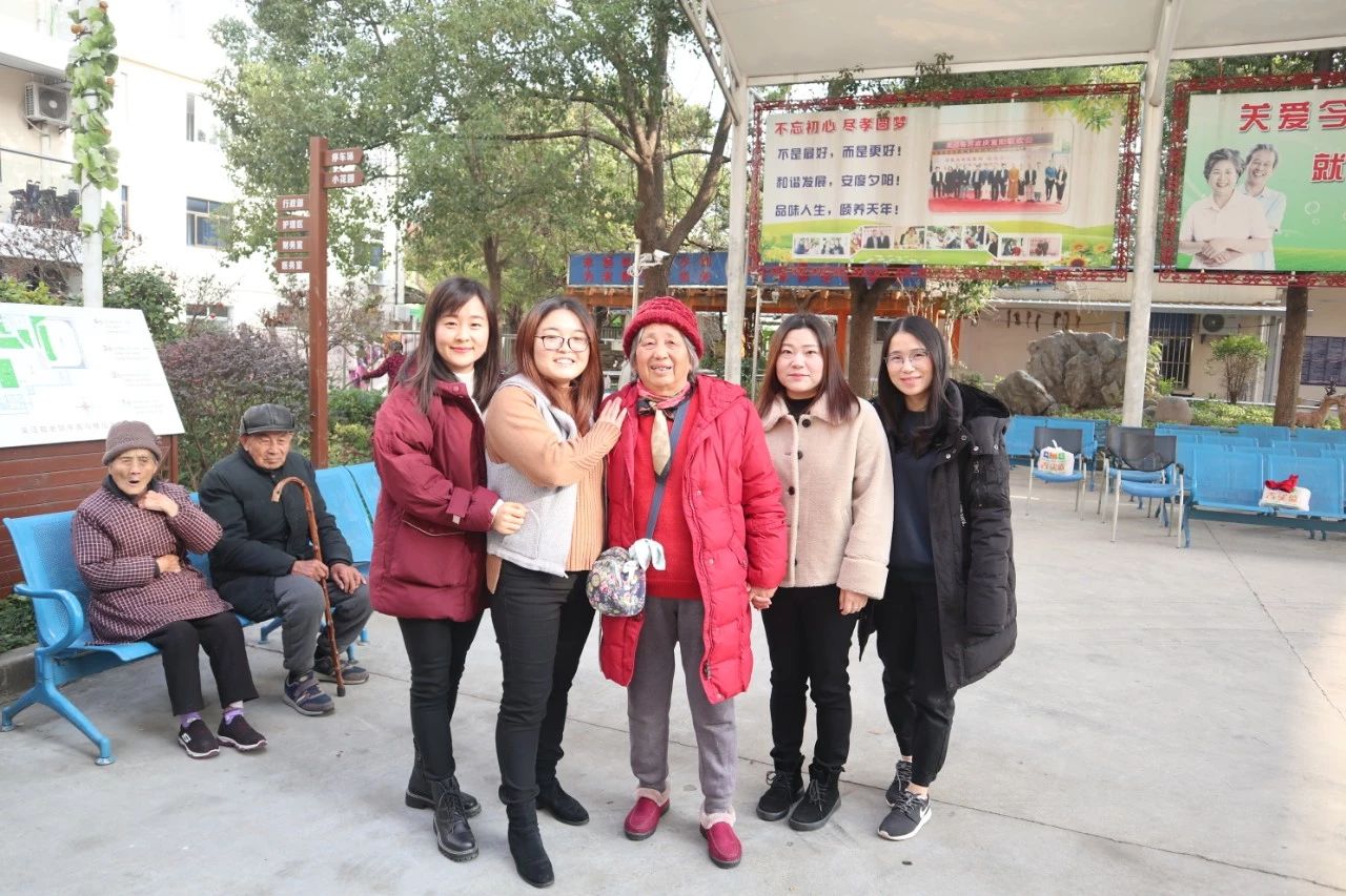 敬老爱老·传承美德 | 宝开跨年公益行——走进敬老院