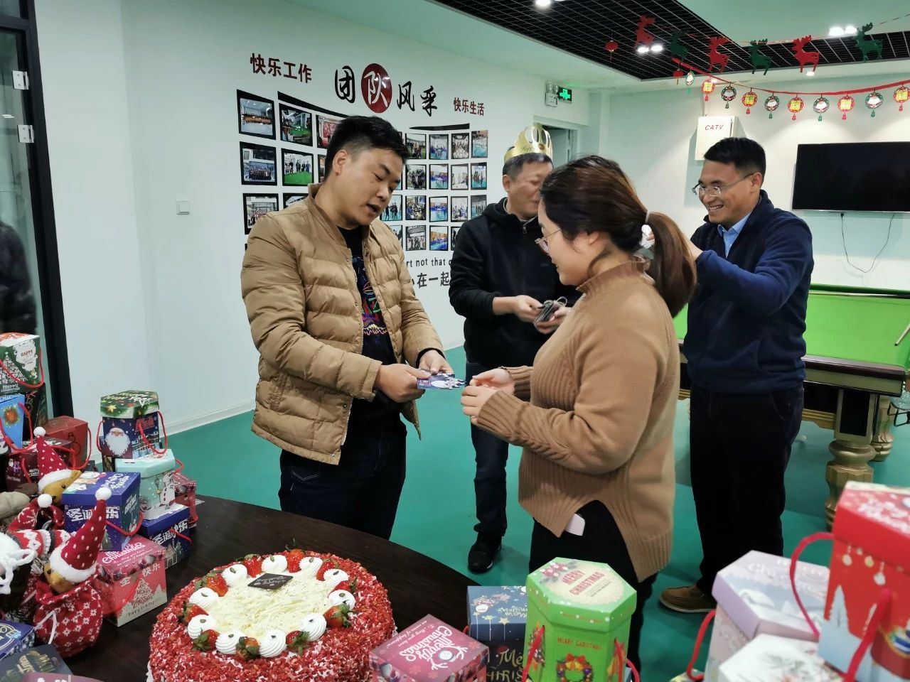 圣诞主题生日趴 | 浓情暖意平安夜,诞愿有你共前行