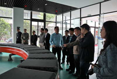 新闻 | 云南省委办公厅、闵行区委办公室、闵行区吴泾镇党委领导莅临上海宝开考察调研