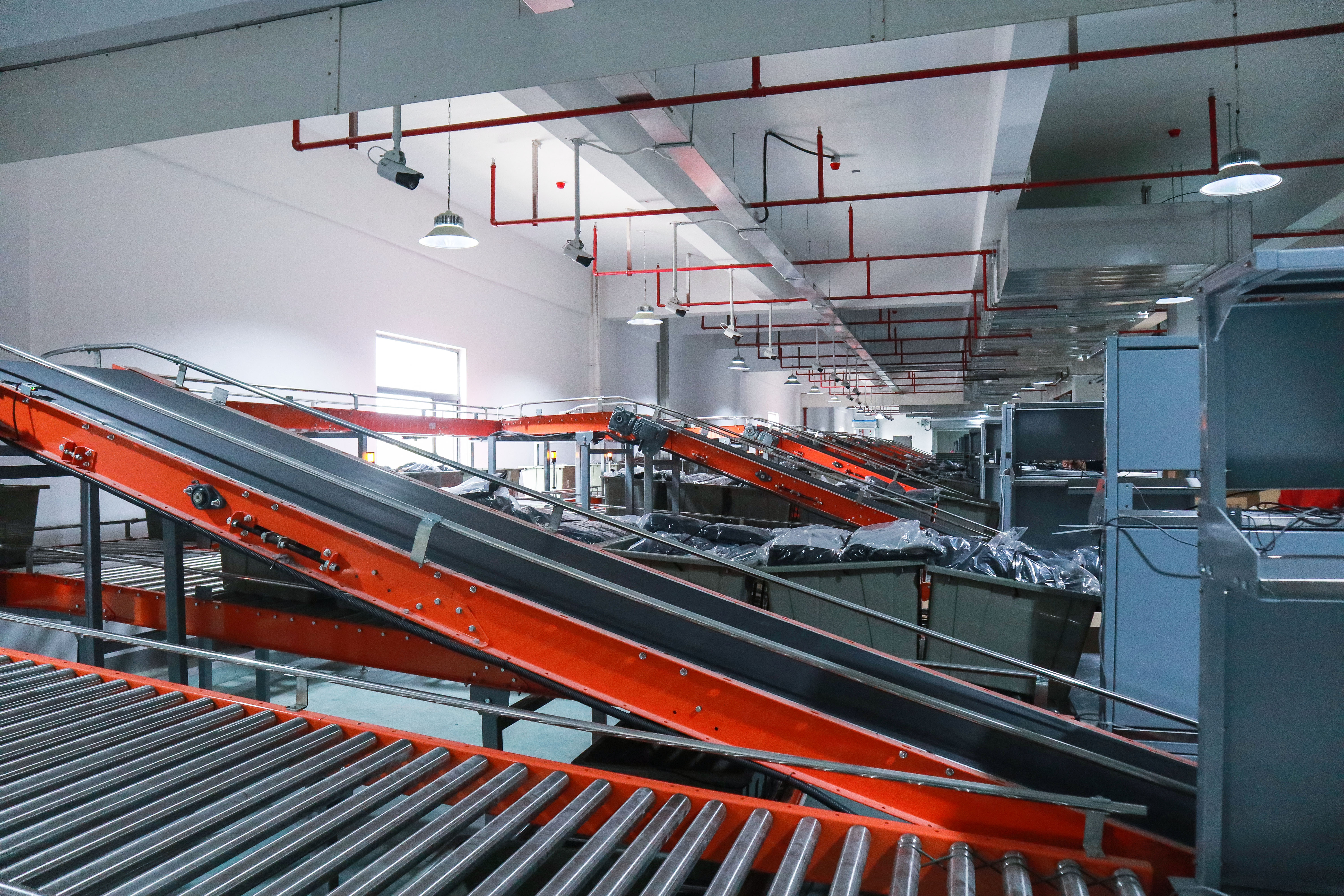 案例新闻 | 官宣!雅鹿物流中心自动化拣选输送项目完工验收!