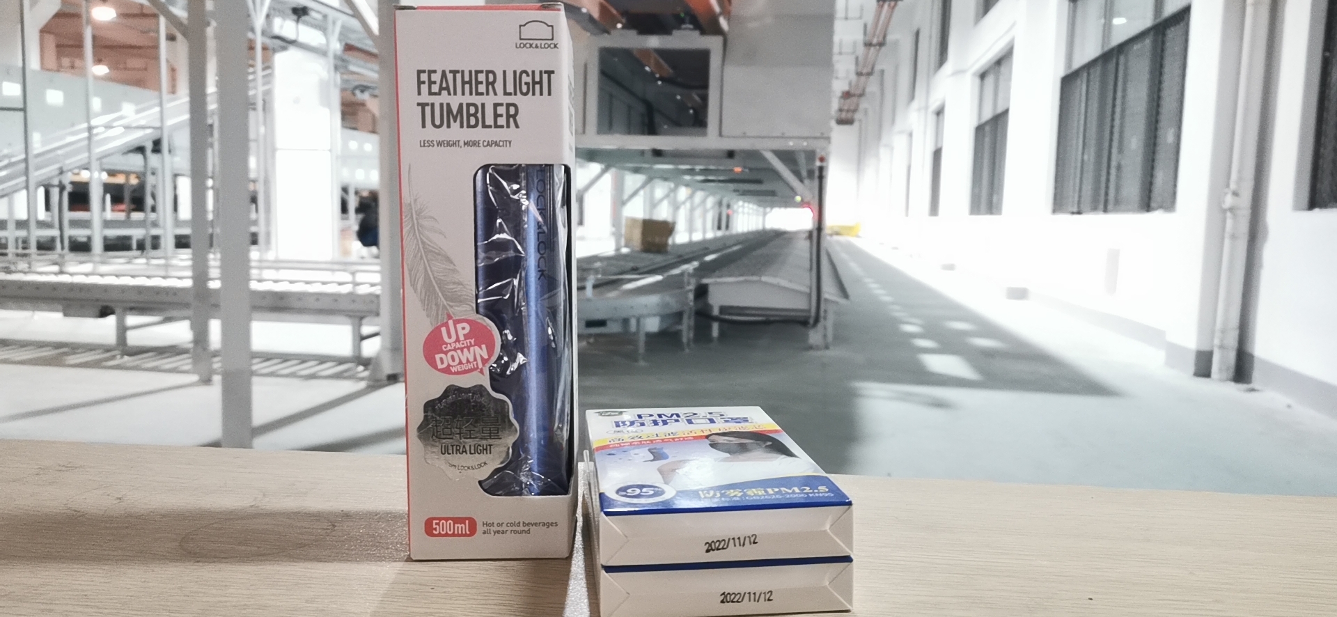 11月中旬，宝开工会组织开展“走一线、送温暖”关爱员工暖冬行动。