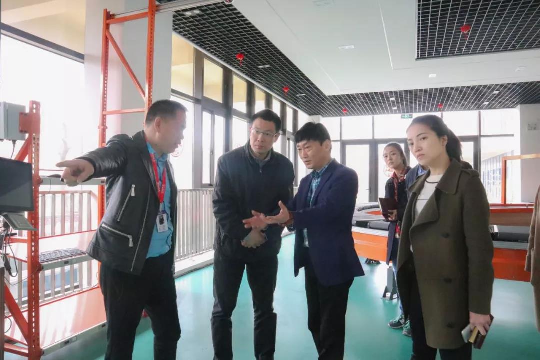 简讯 | 党建引领,助力企业发展!上海市委党校领导一行莅临宝开考察调研!