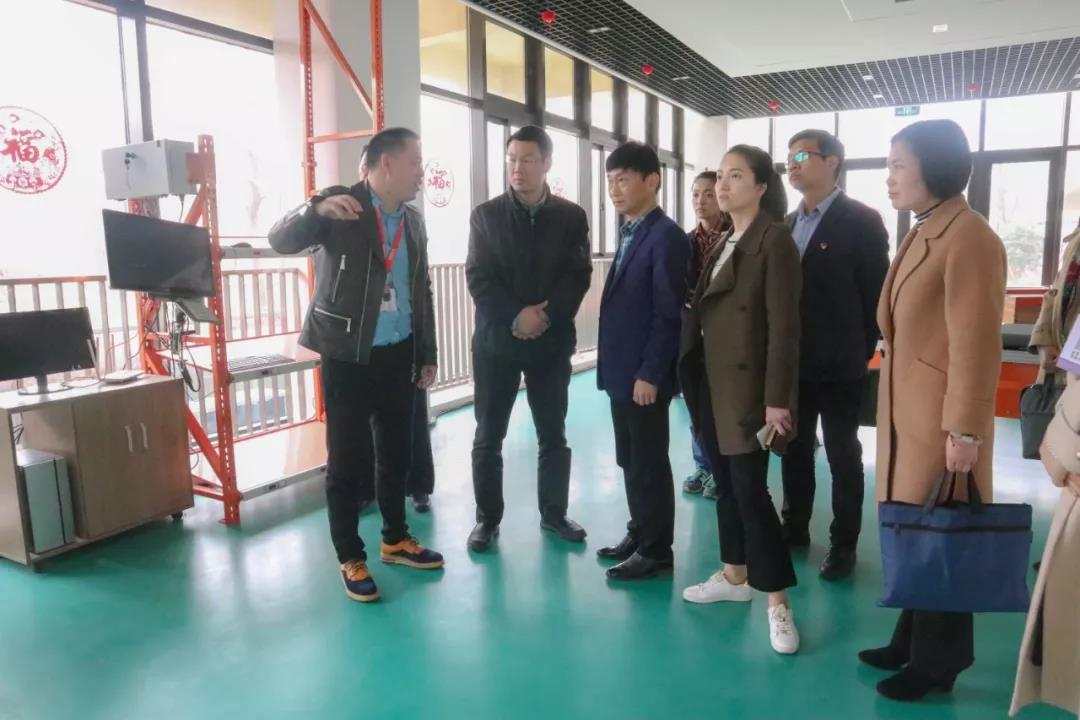 简讯 | 党建引领,助力企业发展!上海市委党校领导一行莅临宝开考察调研!