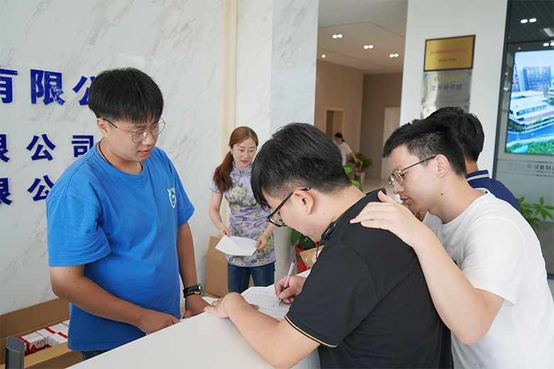 月圆中秋 · 集体庆生 | 温馨九月,迎佳节,贺生辰,共团圆!